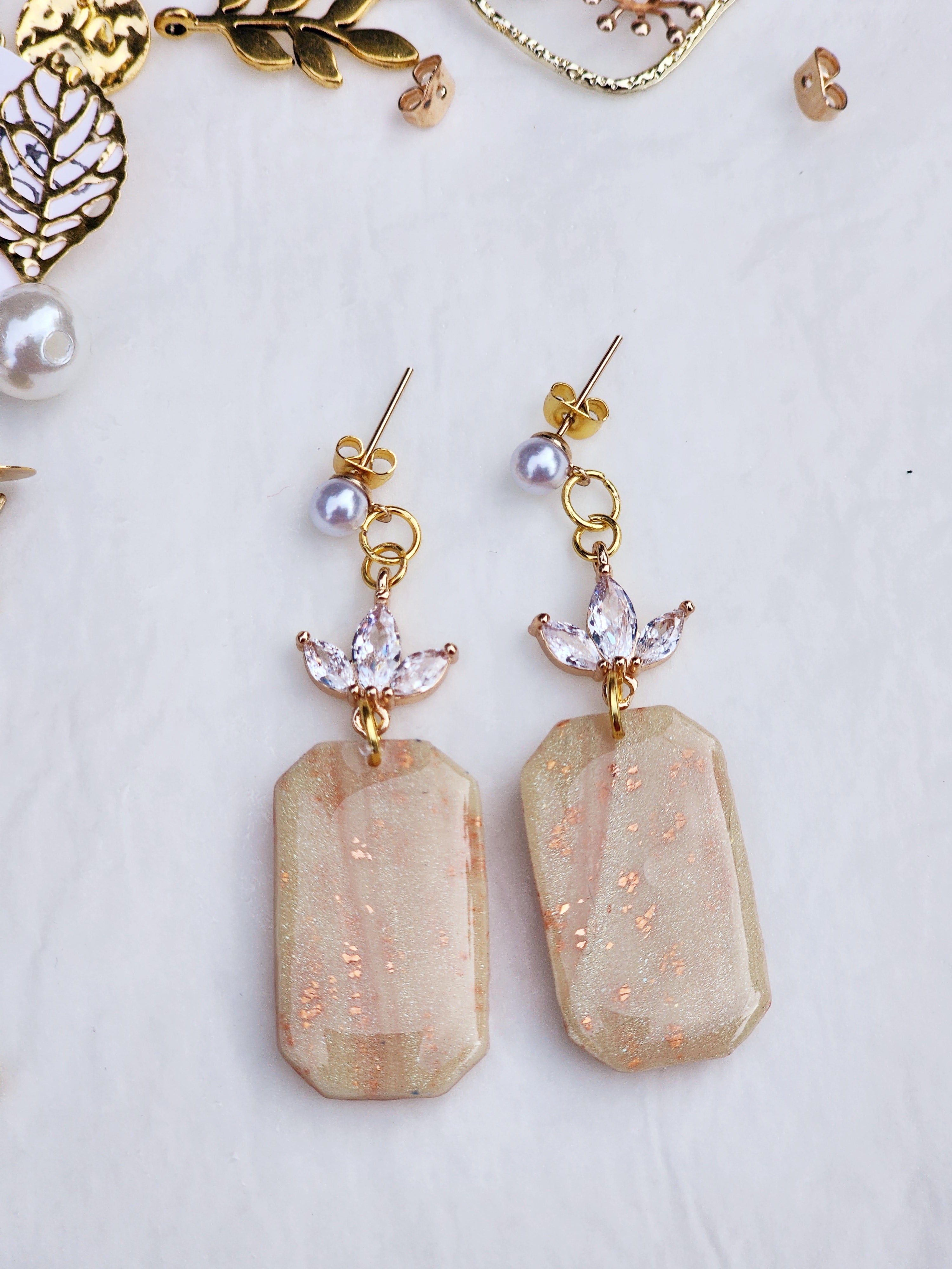 Pearlleaf Marble Drop Earrings