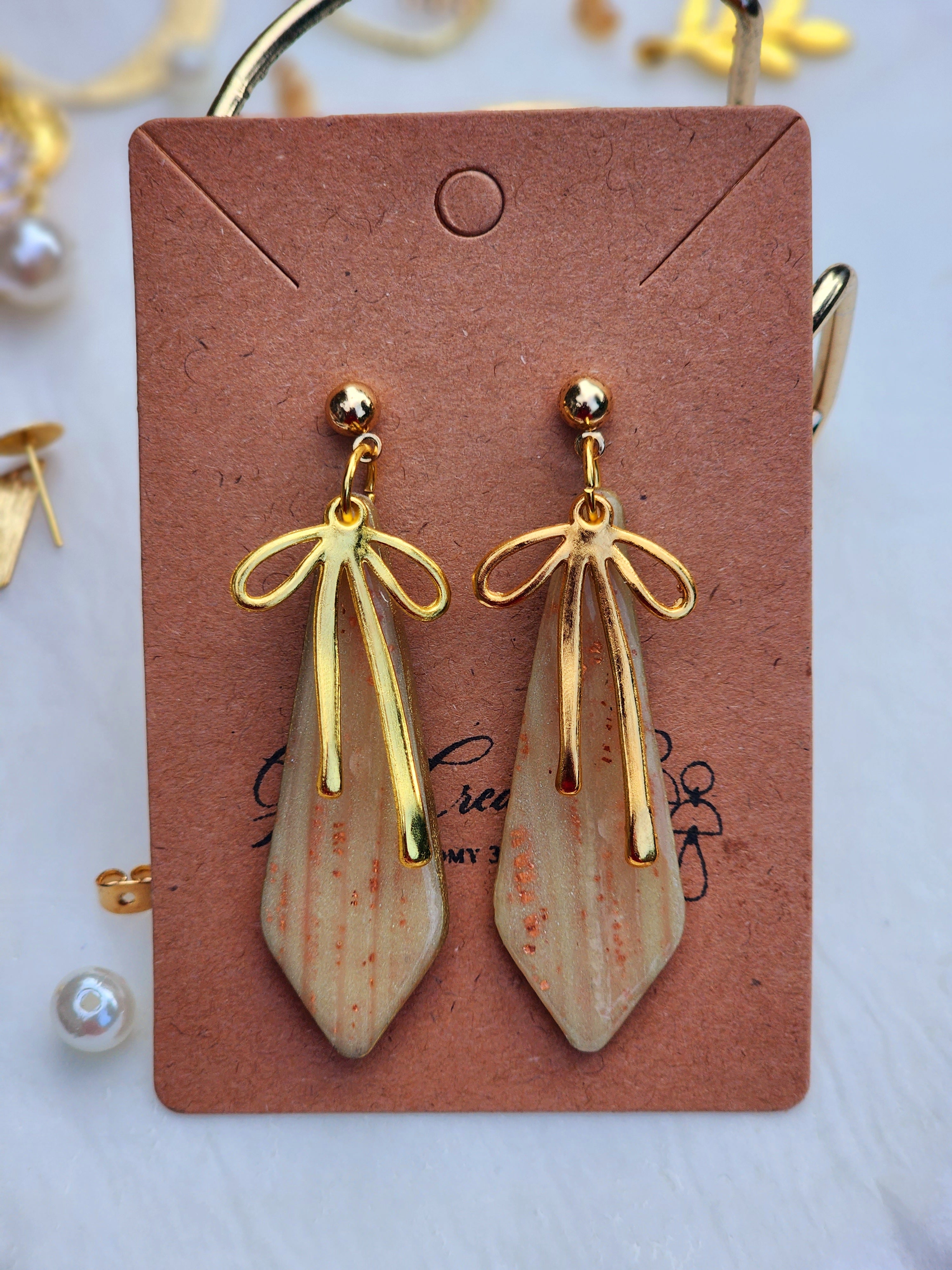 Golden Ribbon Taper Earrings