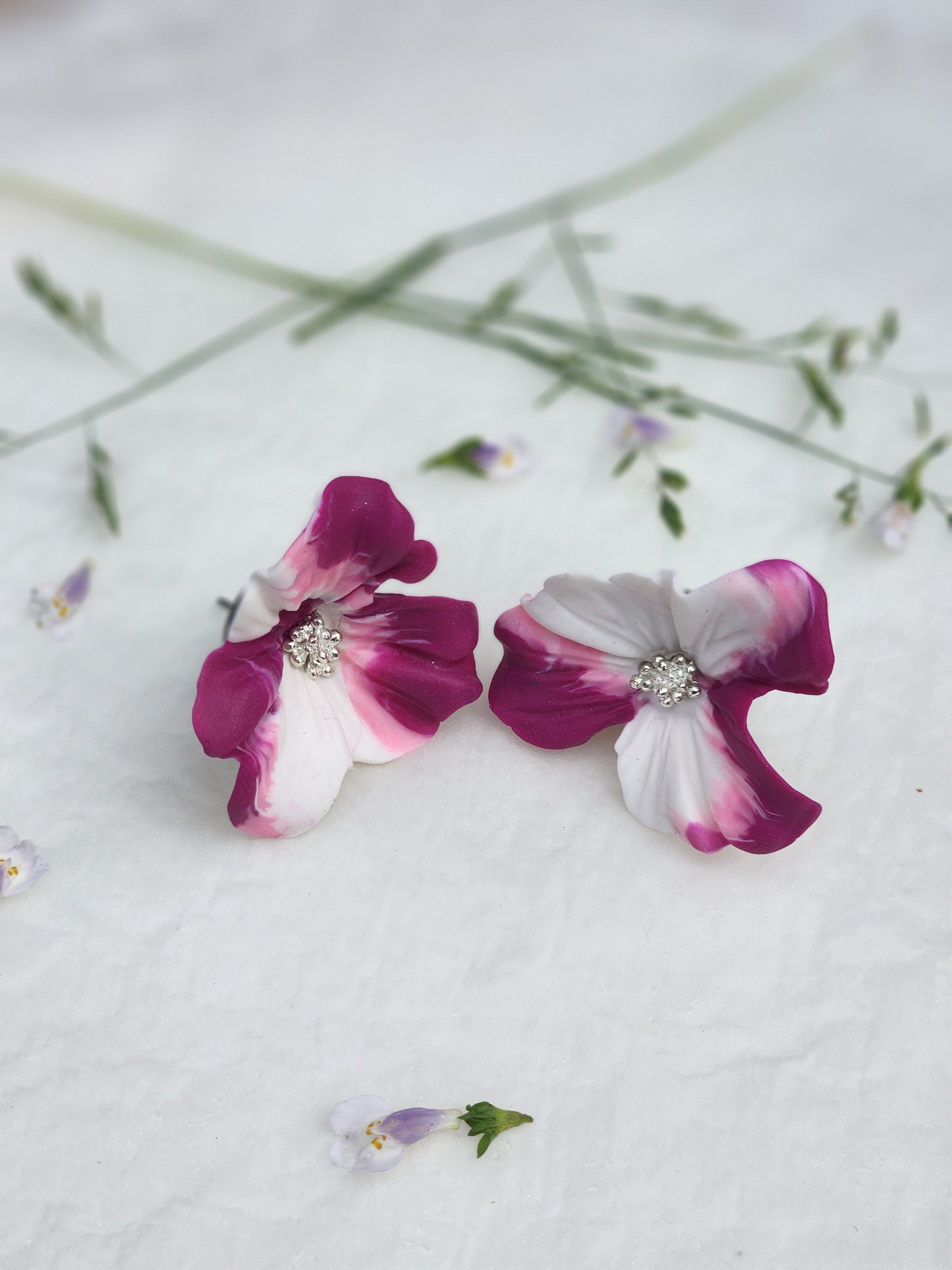 Wild Petal Fade Earrings