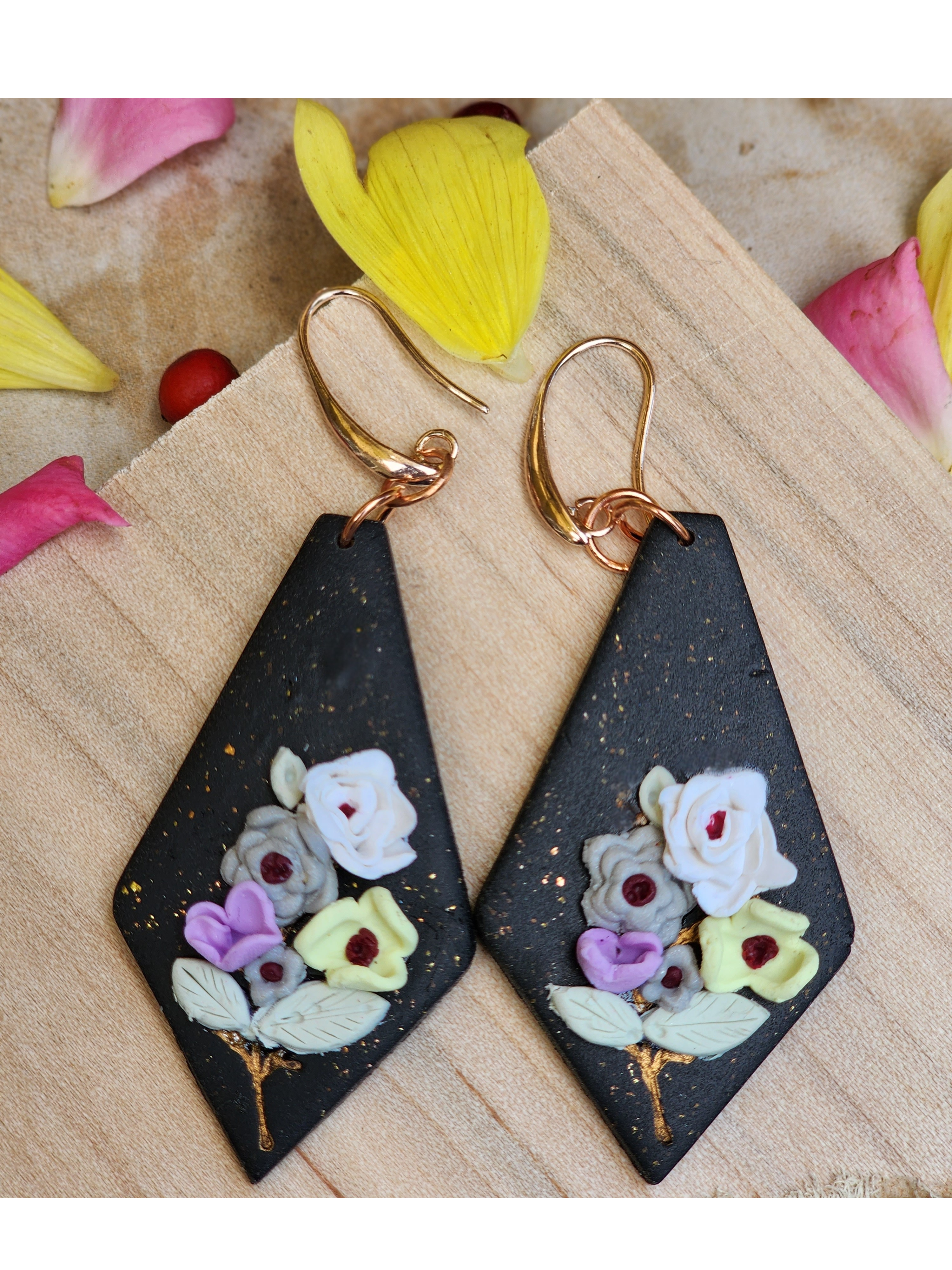 Diamond Garden Noir Earrings
