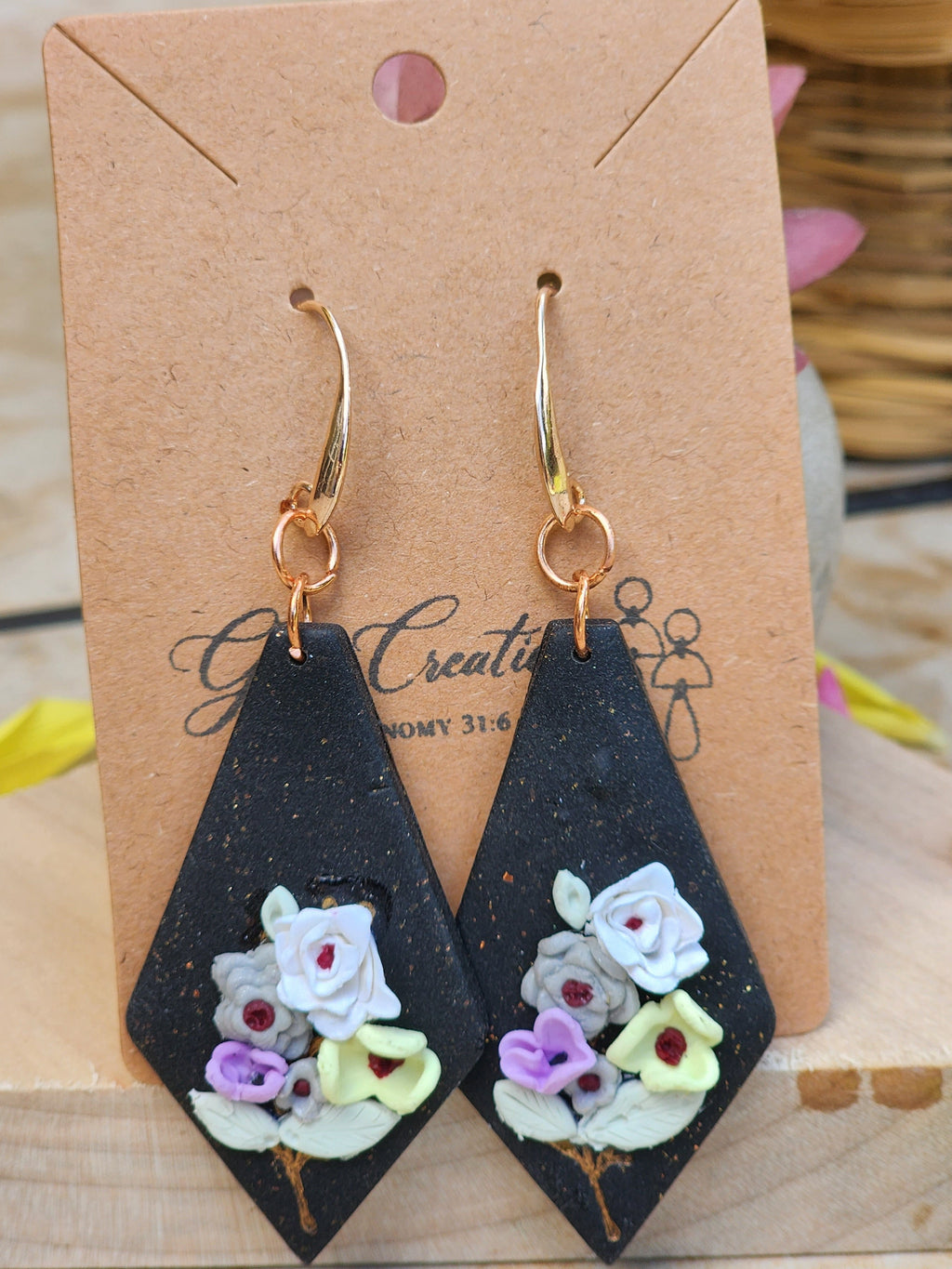 Diamond Garden Noir Earrings