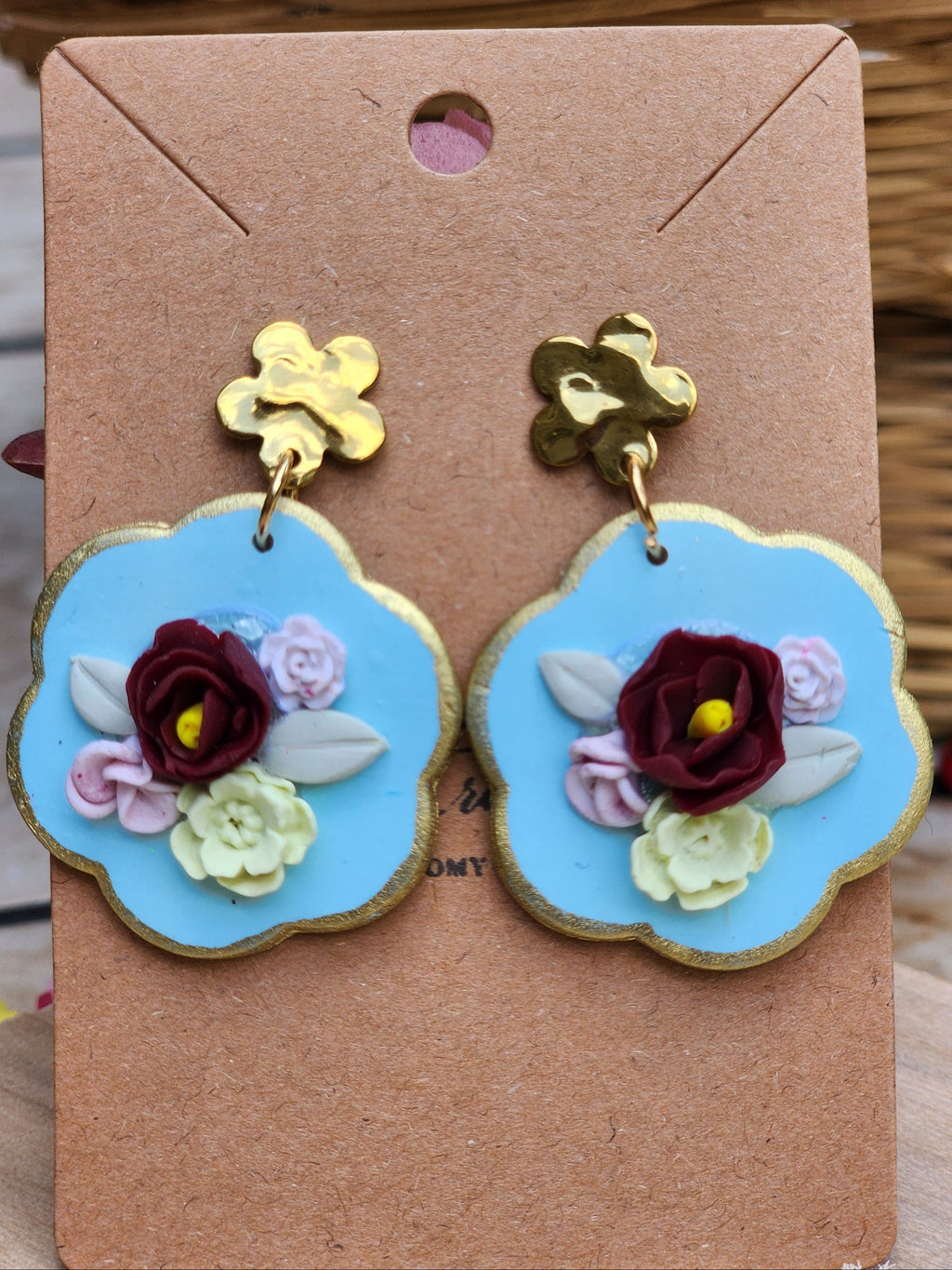 Blossom Crest Scallop Earrings